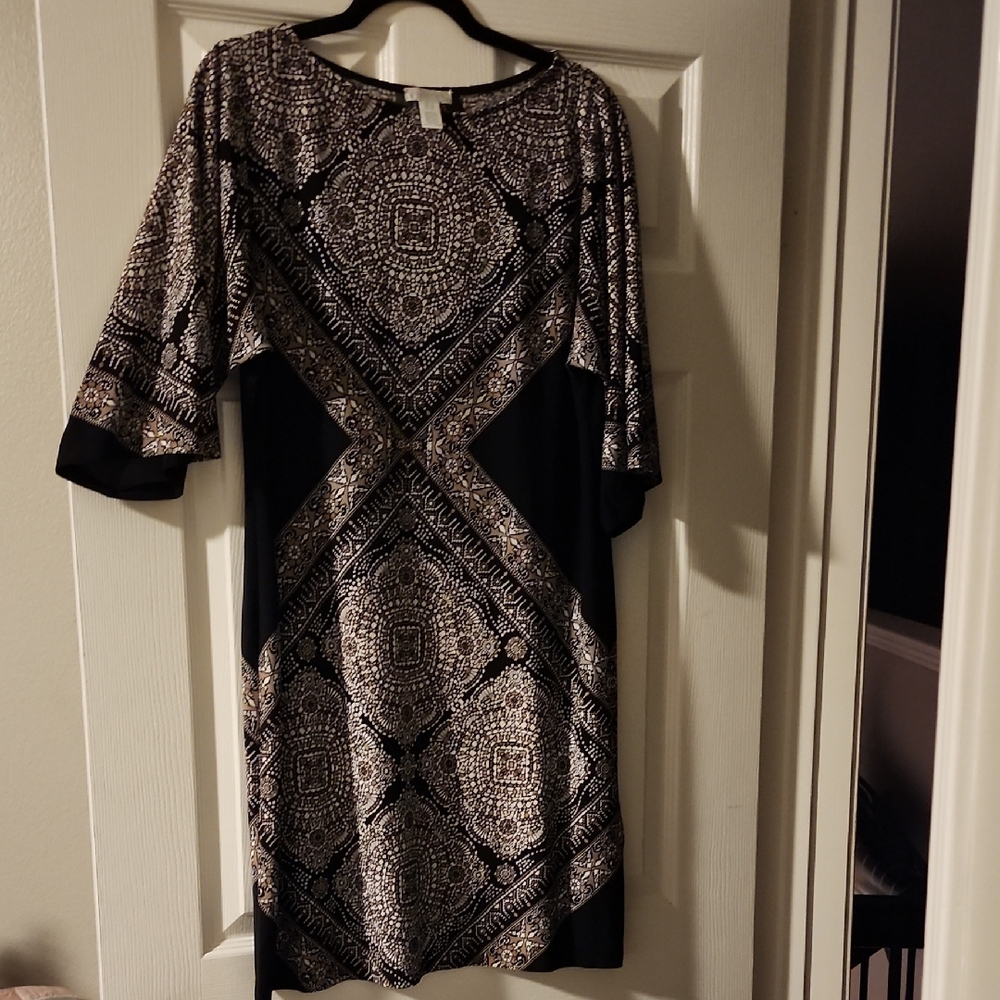 Elegant Black and White Patterned Dress